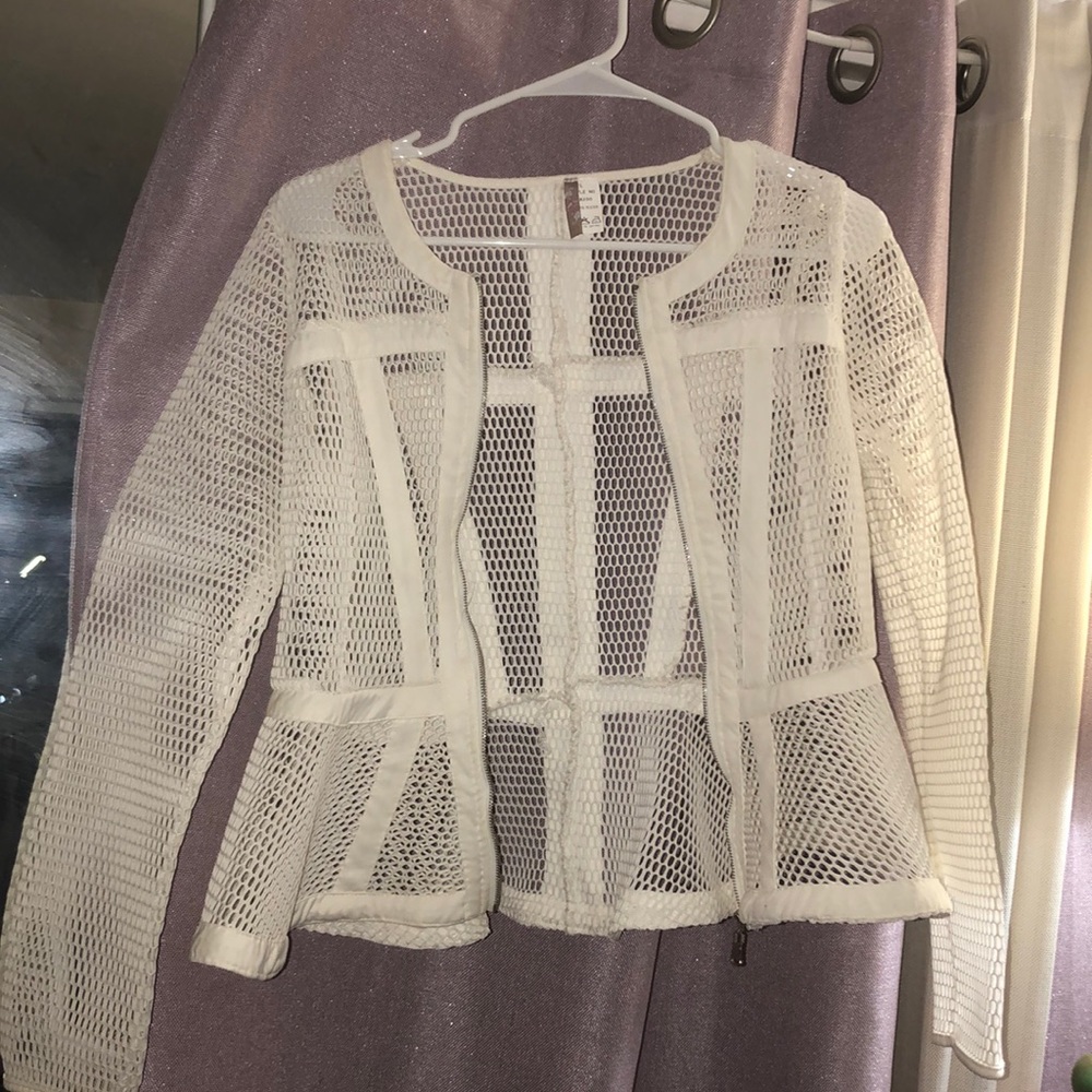 Casual throw over designer blazers white